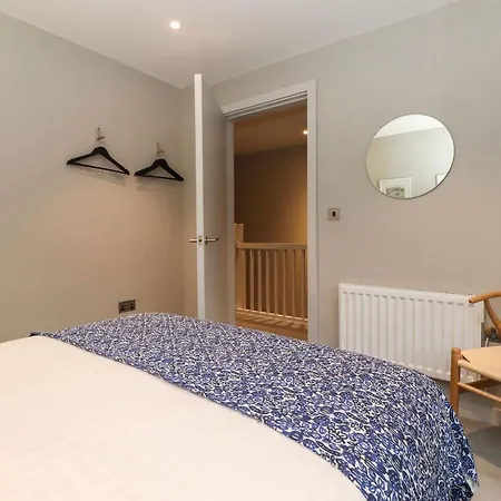 Bruach アパート *